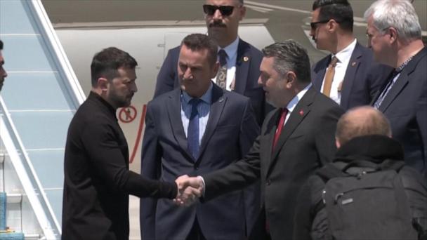 Putin does not attend peace talks in Turkey despite invite from Zelenskyy