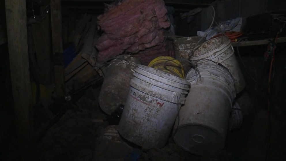 PHOTO: Construction debris was found inside the tunnel used by Joaquin 'El Chapo' Guzman to escape from prison.