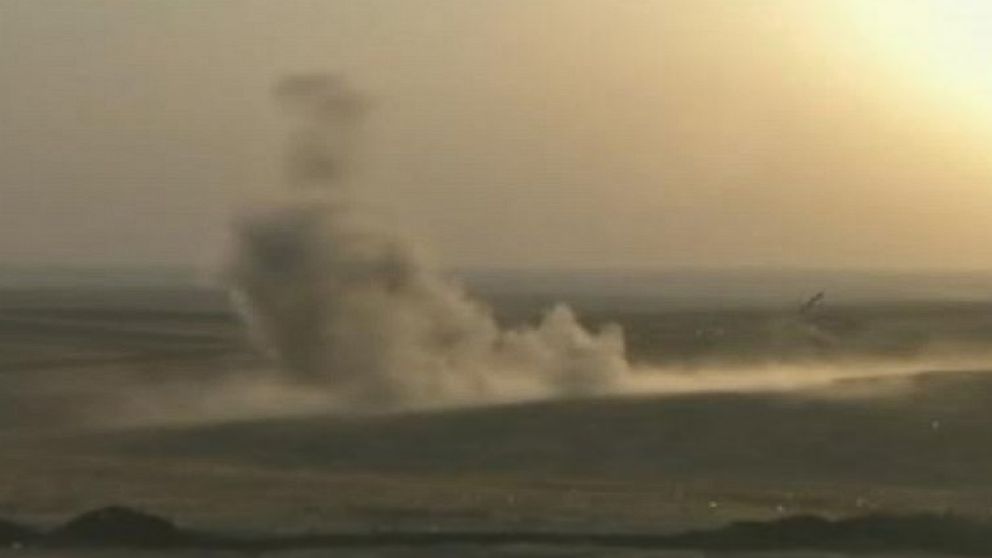 Video Shows Actual Air Strike in Iraq - ABC News