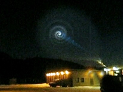 VIDEO: Russias defense ministry says a failed rocket test produced a spiral light show in Norway.