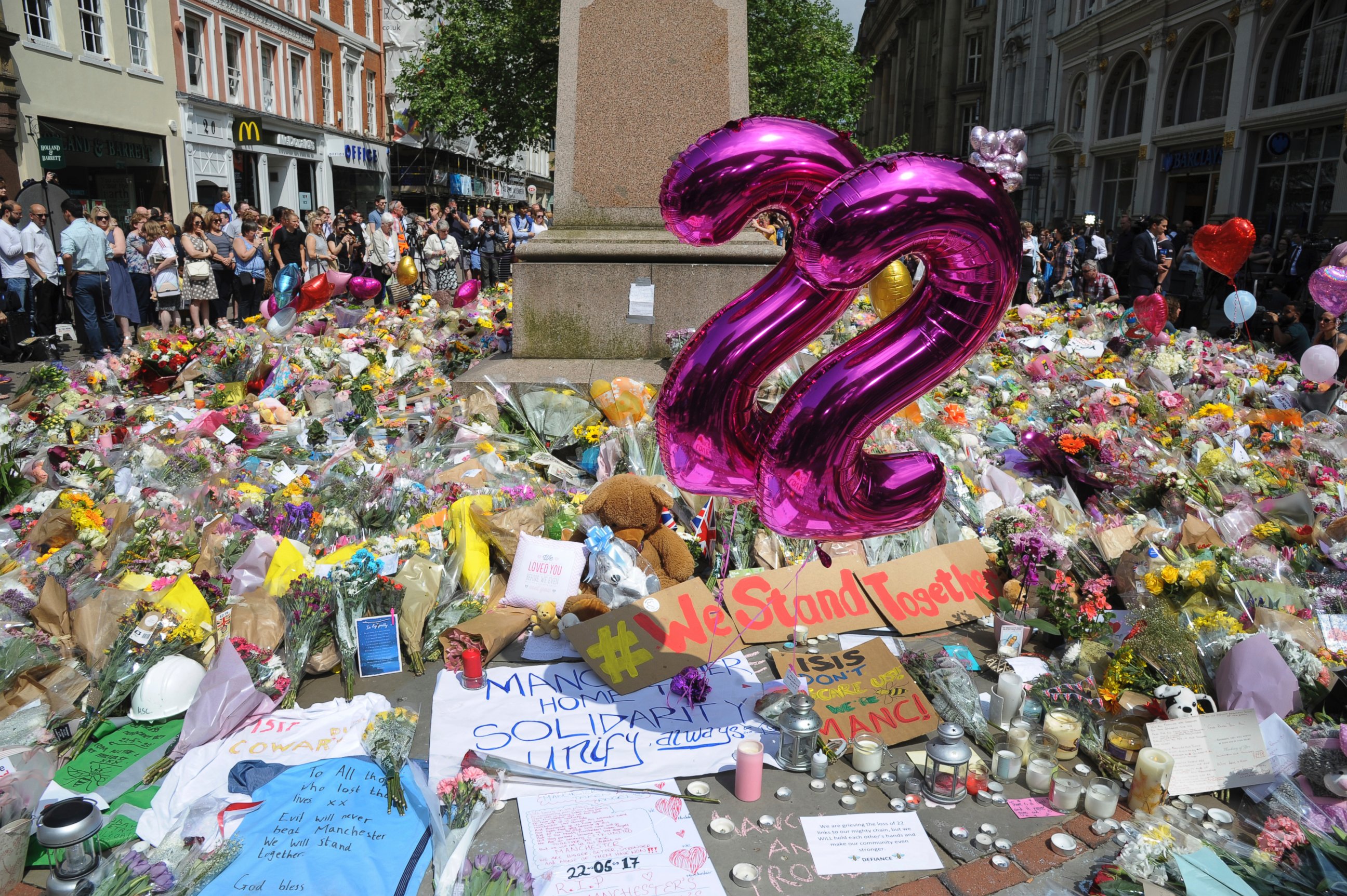 PHOTO: View of flower tributes at St Ann's square in central Manchester, on May 25 2017, in U.K. 