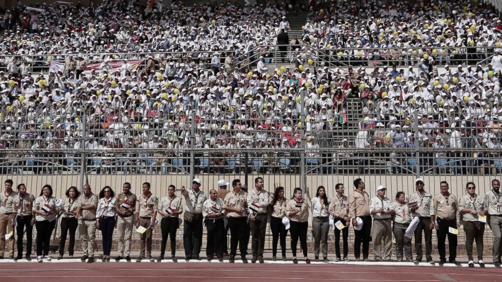 PHOTO: Faithful wait for the arrival of Pope Francis at the Air Defense Stadium in Cairo, April 29, 2017. 