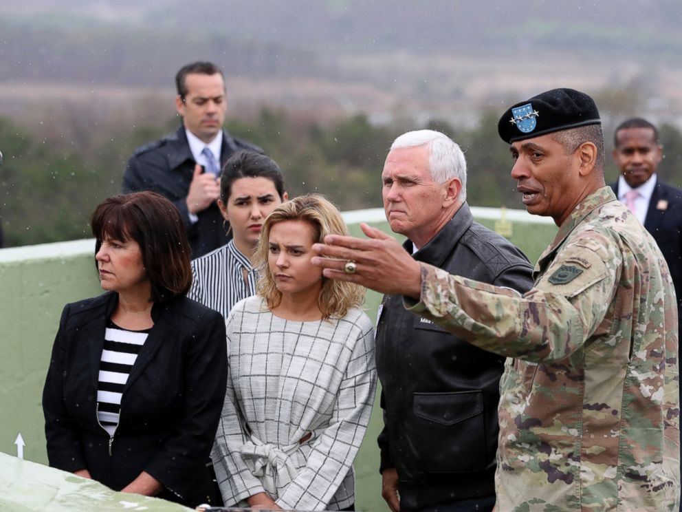 PHOTO: U.S. Vice President Mike Pence, center right, is briefed by U.S. Gen. Vincent Brooks, right, commander of the United Nations Command, U.S. Forces Korea and Combined Forces Command