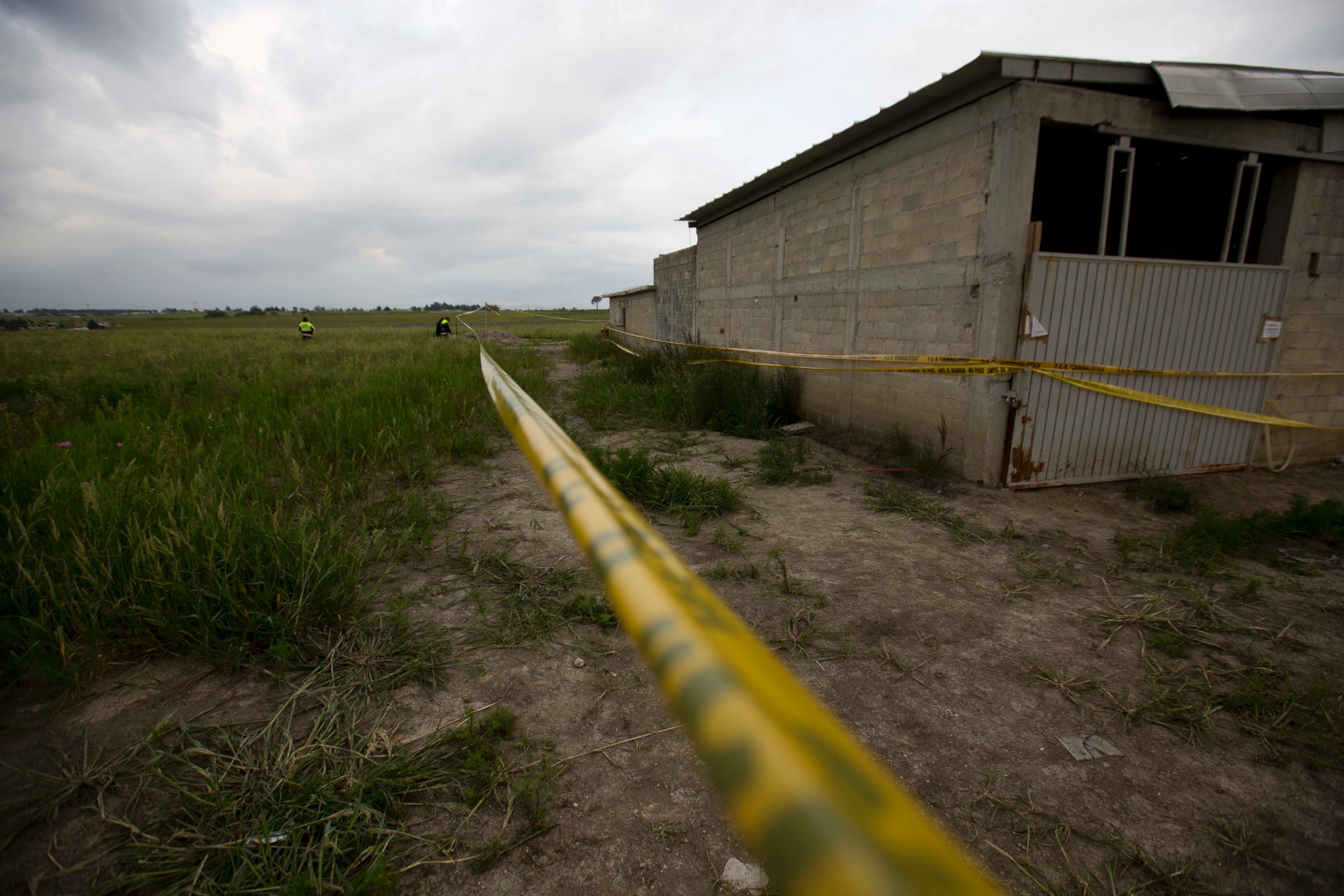 PHOTO: Yellow police tape surrounds the construction site authorities say was used by drug lord Joaquin "El Chapo" Guzman to break out of the Altiplano maximum security prison, in Almoloya, west of Mexico City, July 14, 2015.
