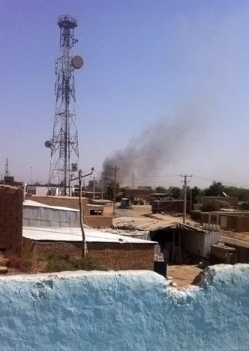 PHOTO:Smoke rises from a police station during clashes between Taliban fighters and Afghan security forces, in Kunduz city, north of Kabul, Afghanistan, Sept. 28, 2015. 