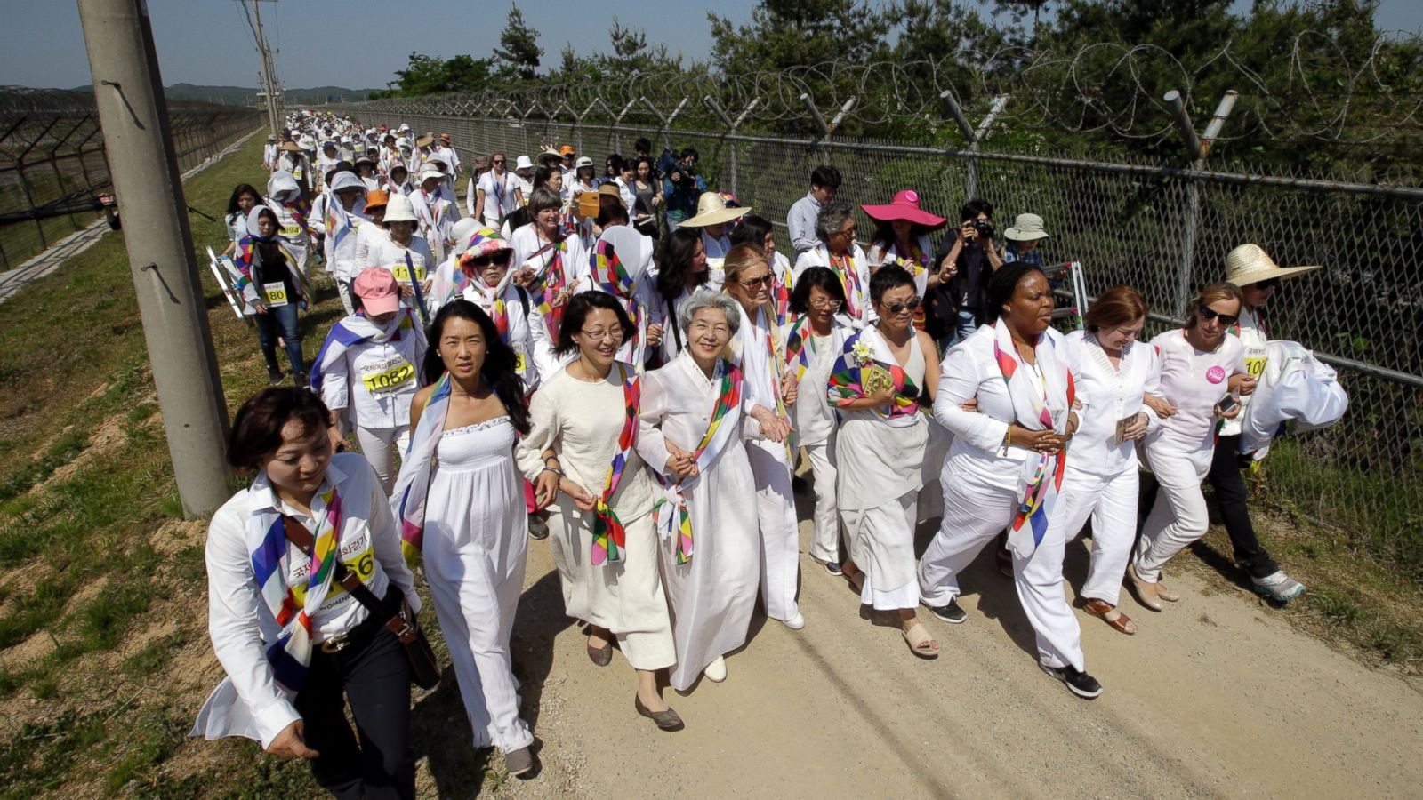 https://s.abcnews.com/images/International/AP_Women_March_Korea_DMZ_150524_DC_16x9_1600.jpg