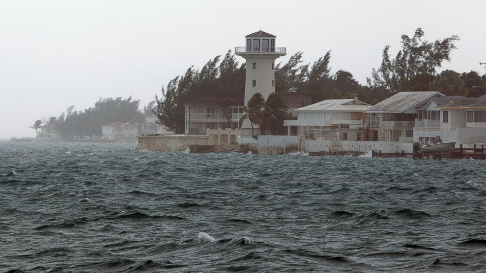PHOTO: Wind and rain from Hurricane Joaquin affect Nassau, Bahamas, Oct. 2, 2015.