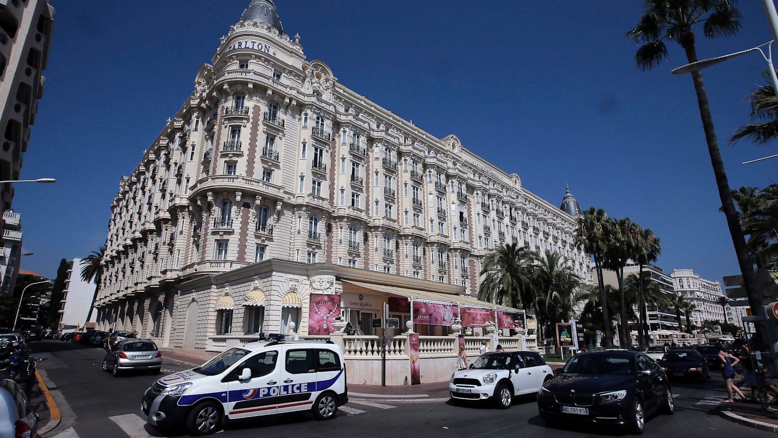 Robber Steals $53M in Jewels at Cannes Hotel - ABC News