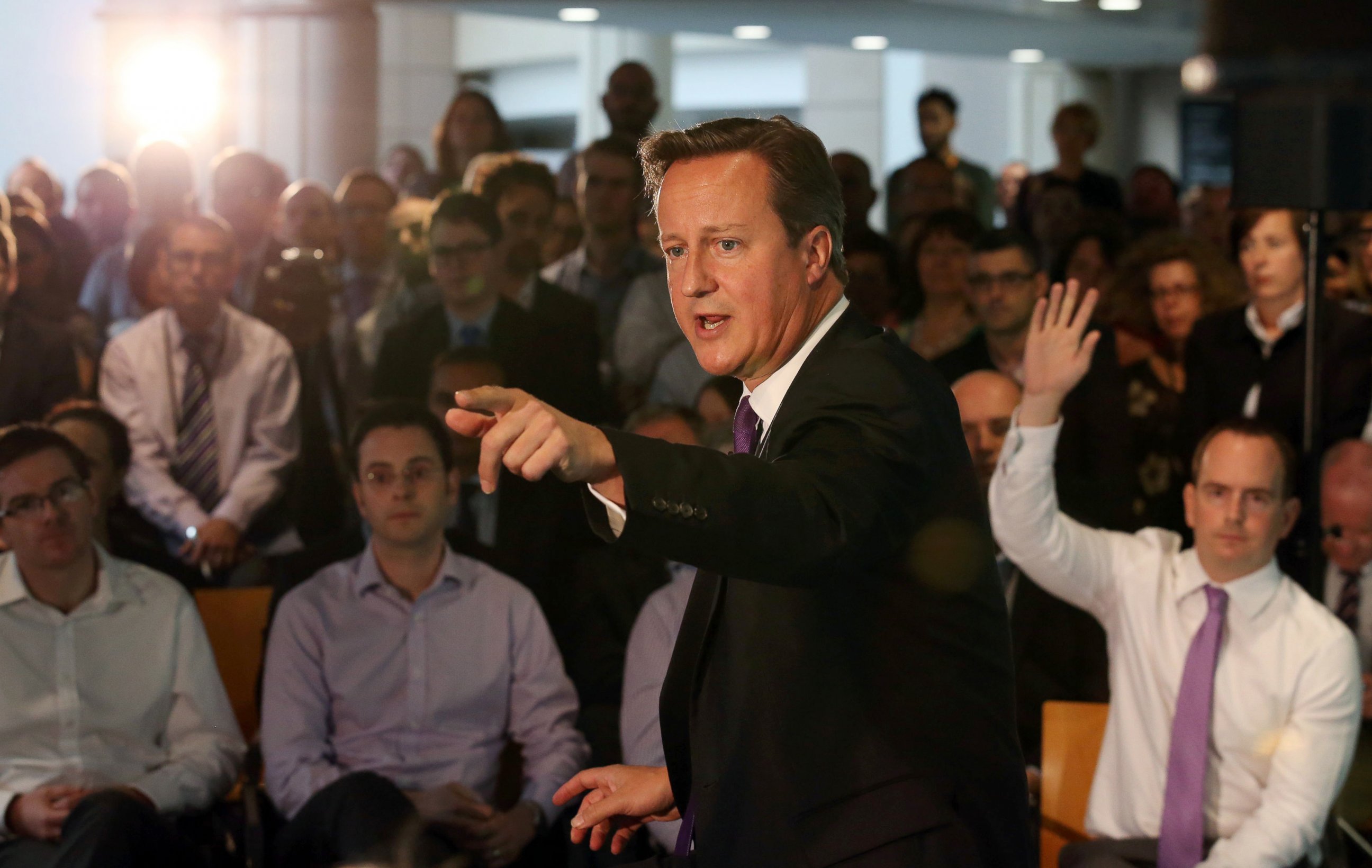 PHOTO: Britain's Prime Minister, David Cameron, speaks during a visit to a financial office in Edinburgh, Sept. 10, 2014, where he made an impassioned plea to keep Scotland part of the union.