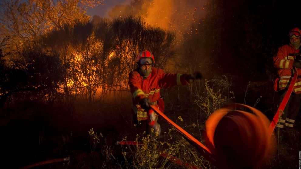 Thousands of French Firefighters Battle Wildfires in Southern Towns ...