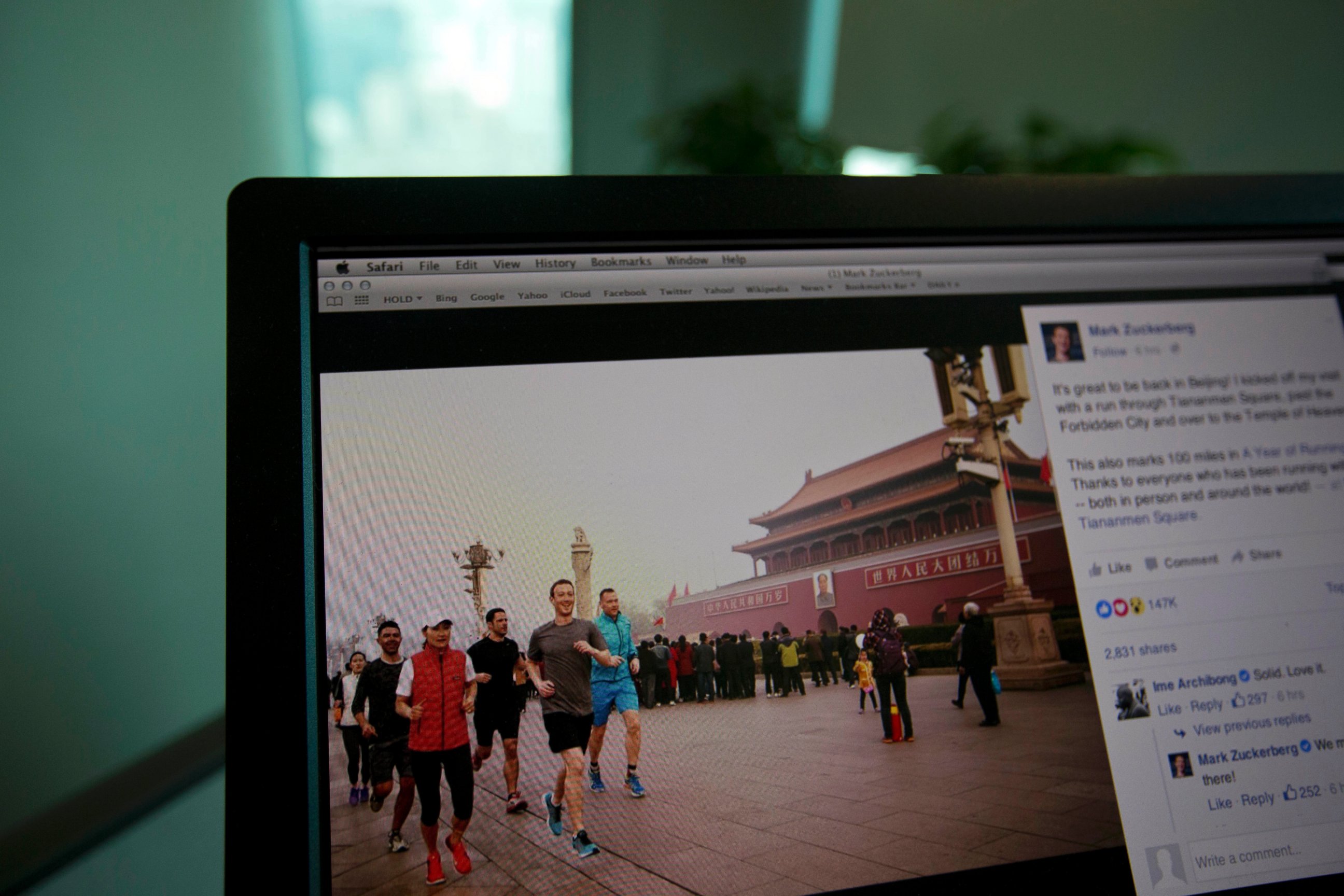 PHOTO: A computer screen displays the social media posting by Mark Zuckerberg on Facebook in Beijing, China, March 18, 2016.