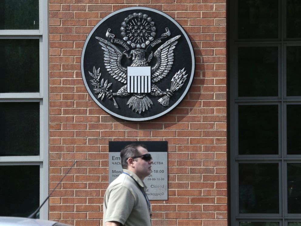 PHOTO: A man passes an entrance of the U.S. Embassy in downtown Moscow, Russia, on Tuesday, May 14, 2013.
