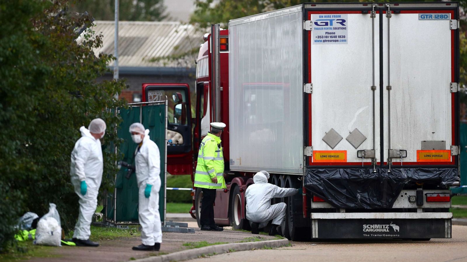 Vietnamese police arrest 8 suspects in connection with grisly discovery of 39 bodies in tractor-trailer in UK