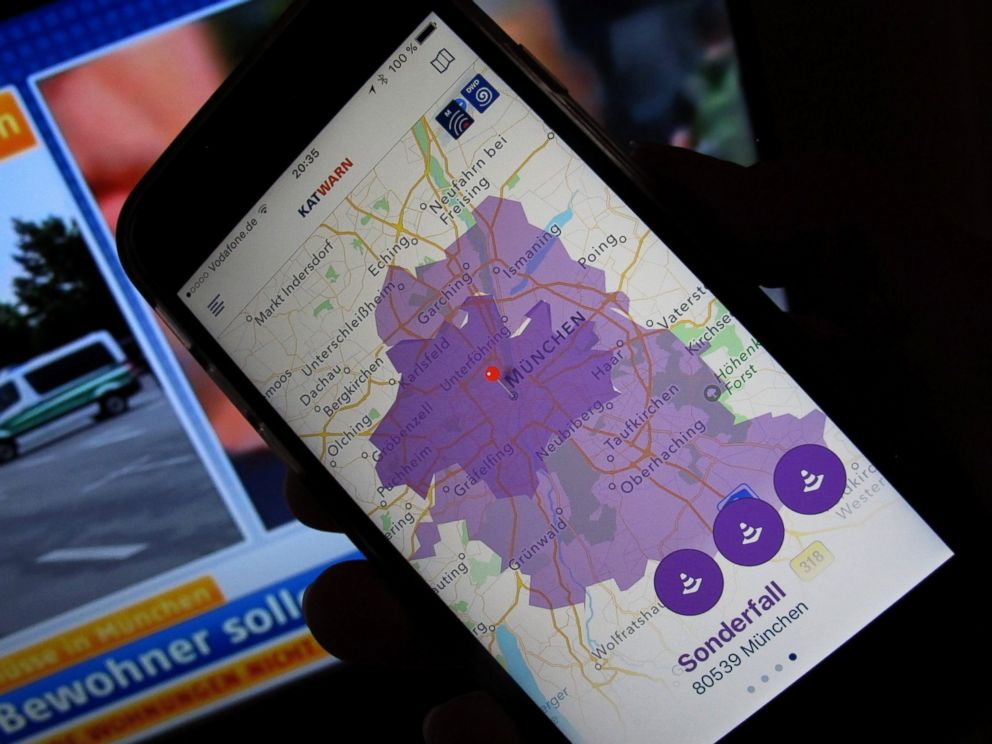 PHOTO: The smartphone warning system 'Katwarn' shows a purple area in Munich, 22 July 2016. The state capital called out a 'special case' due to an 'amok situation'. Citizens were asked to stay inside their apartments via the warning system.  