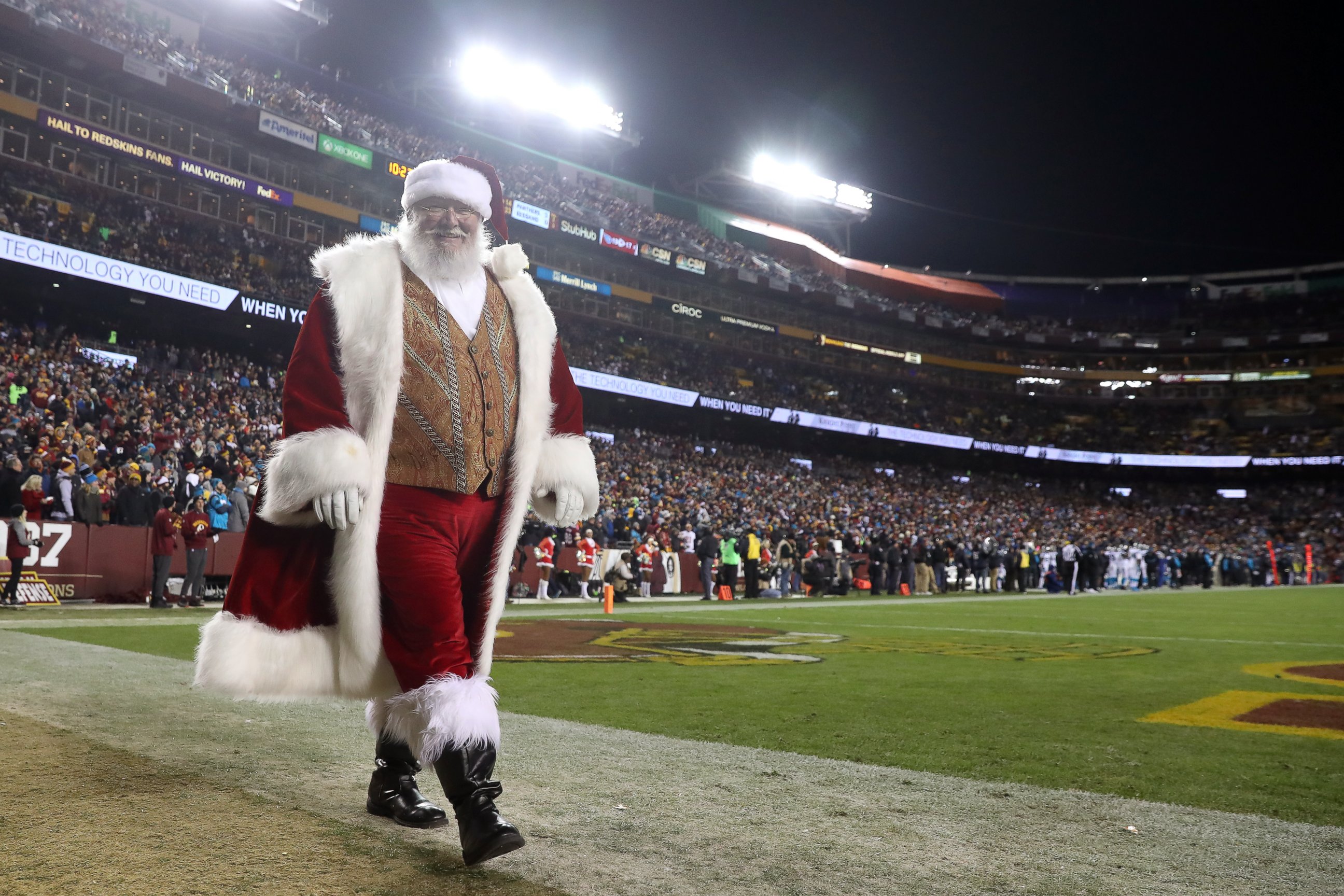 Santa Claus Sightings From Around The World Photos 