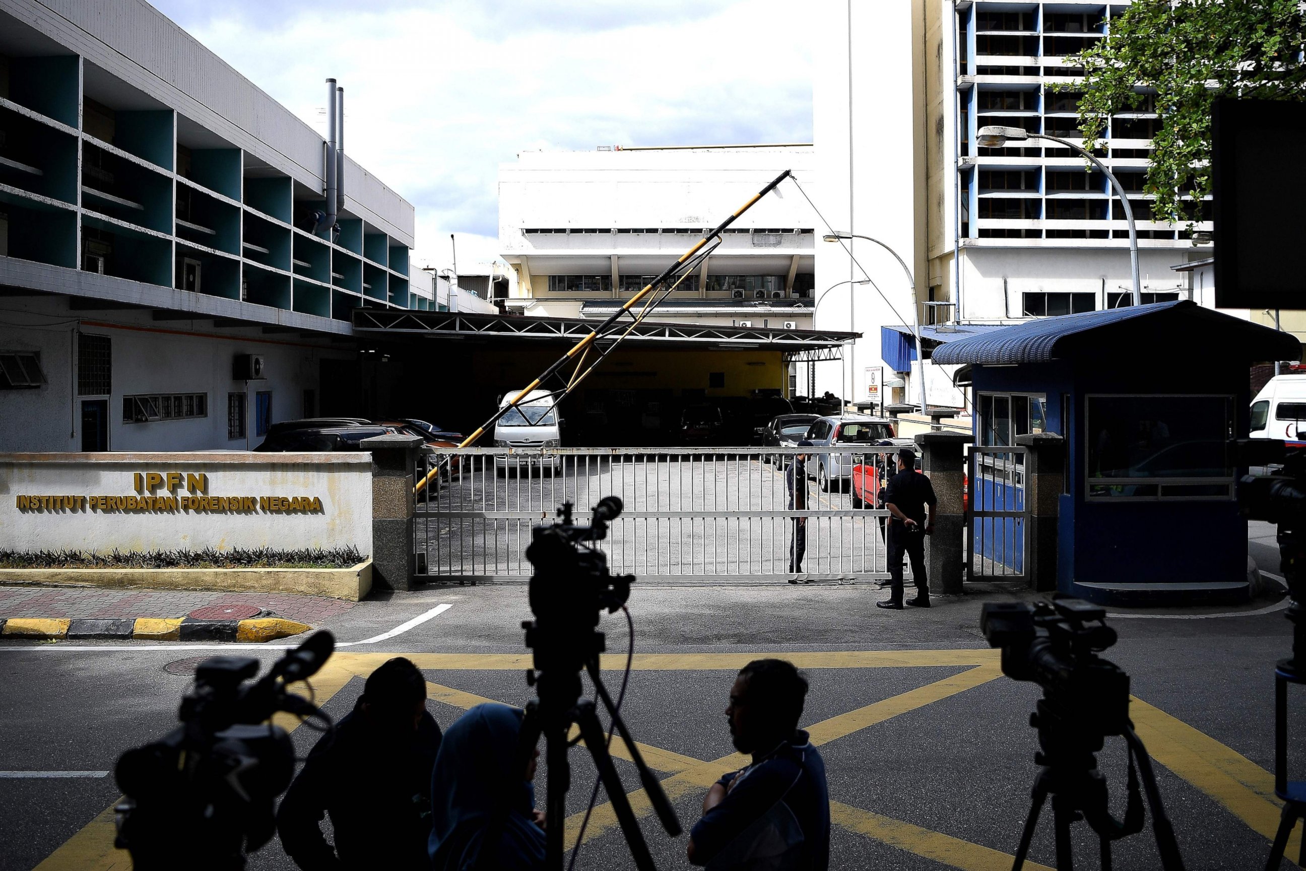 PHOTO: Malaysian Police personnel man the main gate of the Forensic wing at the Hospital Kuala Lumpur, Feb. 16, 2017, where the body of a North Korean man suspected to be Kim Jong-Nam, half-brother of a North Korean leader Kim Jong-Un, is being kept.