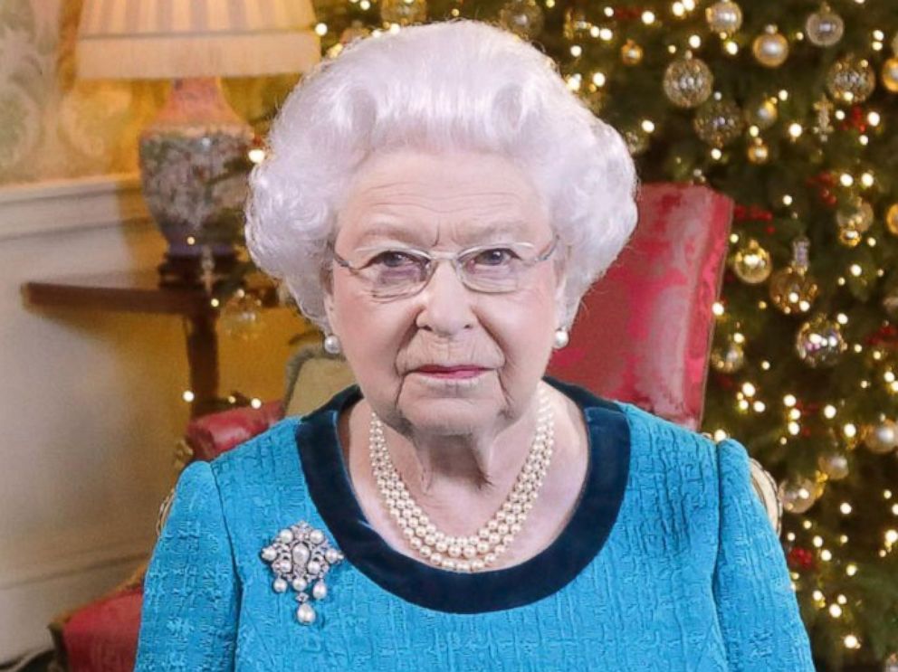 PHOTO: Queen Elizabeth II sits at a desk in the Regency Room after recording her Christmas Day broadcast to the Commonwealth at Buckingham Palace, Dec. 24, 2016, in London.