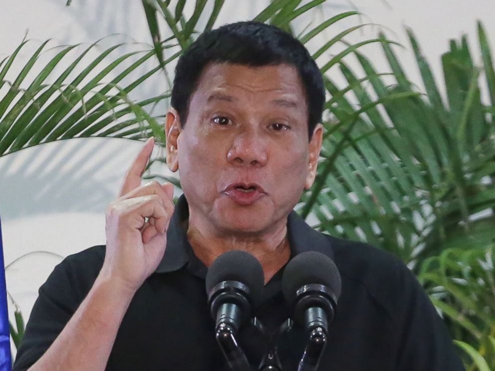 PHOTO: Philippines President Rodrigo Duterte delivers a speech at the Davao international airport terminal building early on Sept. 30, 2016, shortly after arriving from an official visit to Vietnam.