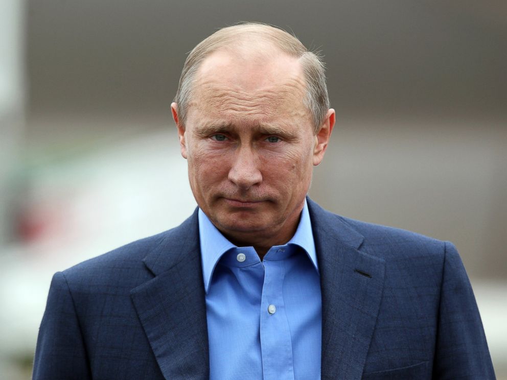 PHOTO: Russian President Vladimir Putin arrives at Belfast International Airport on June 17, 2013 in Belfast, Northern Ireland.