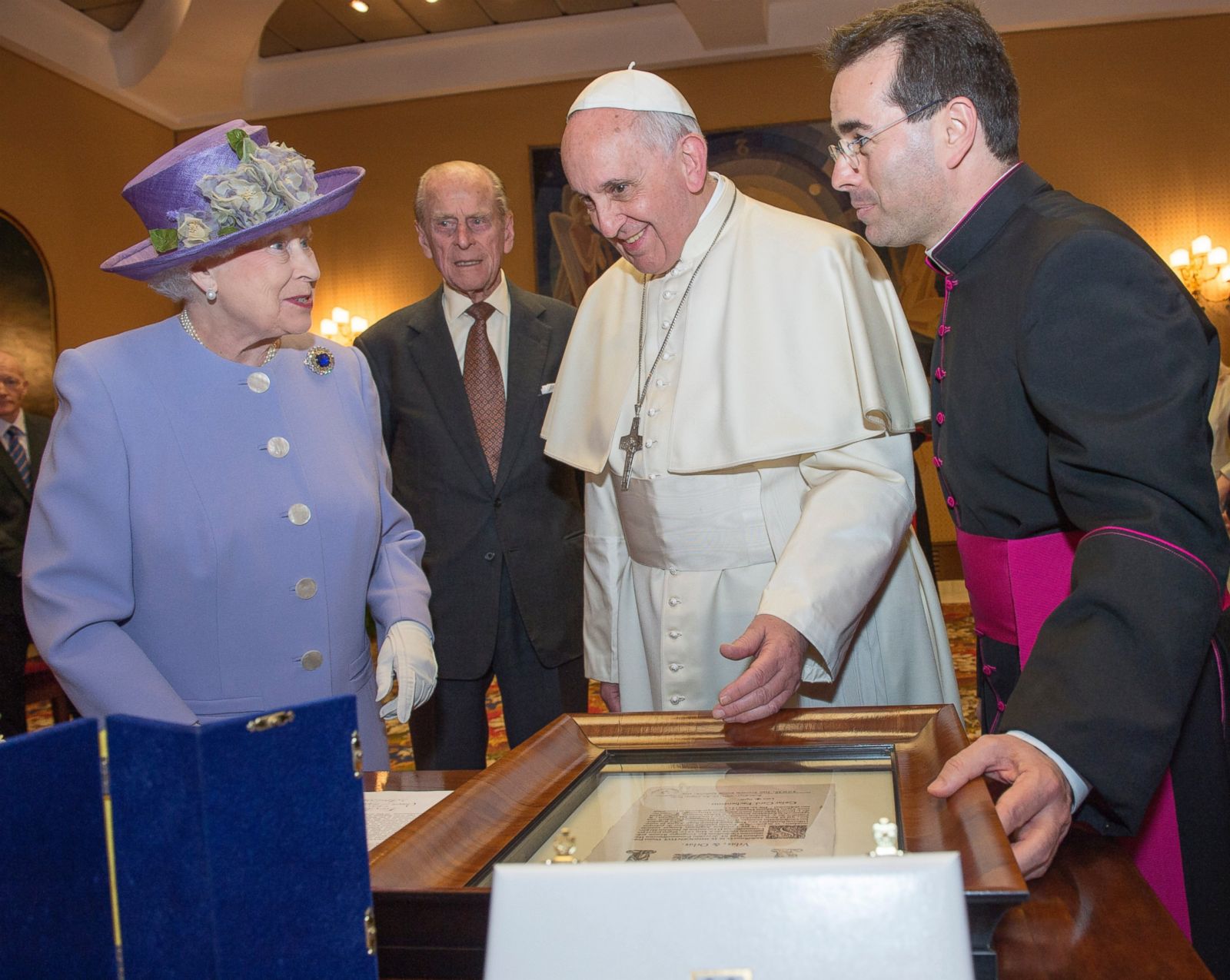 Queen Elizabeth II And The Gifts, Simple To Exotic, That She Has Been ...