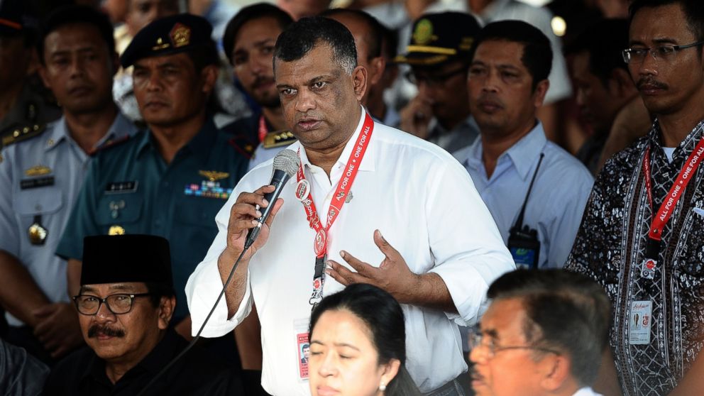 CEO AirAsia Group Tony Fernandes speaks during a press conference on search efforts for missing AirAsia flight 8501 at the crisis centre of Juanda International Airport Surabaya, Dec. 29, 2014, in Surabaya, Indonesia.