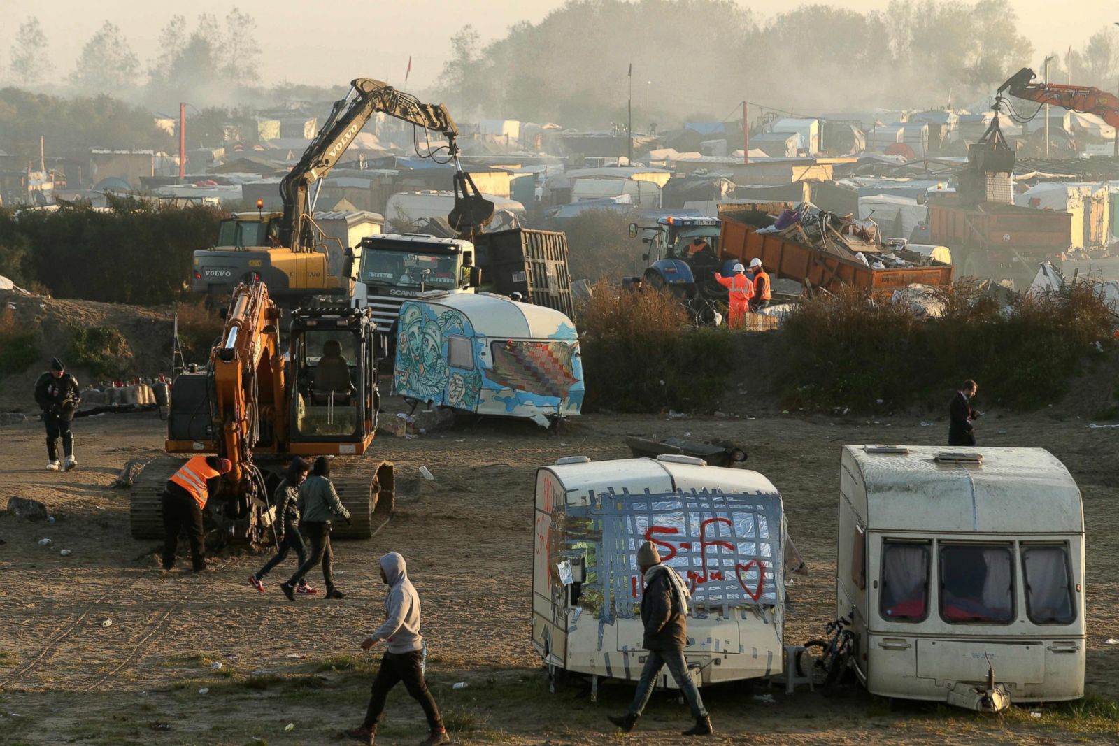 Calais Migrant Camp in France Is Dismantled Photos Image 121 ABC News