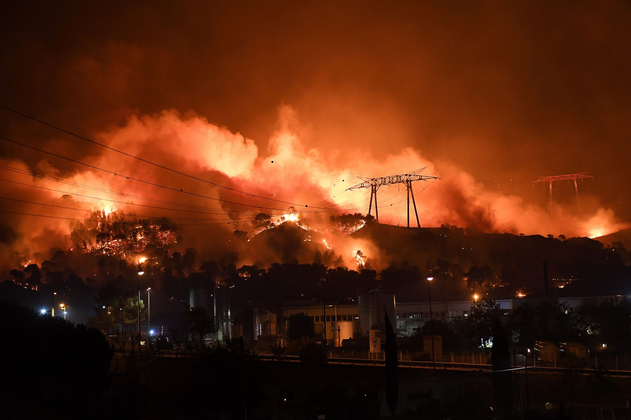 PHOTO: A fire blazes at Les Pennes-Mirabeau, near Marseille, Southern France, Aug. 11, 2016.