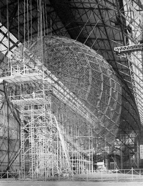 GTY_hindenburg_first_flight_11