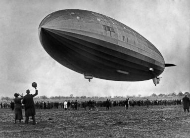 GTY_hindenburg_first_flight_12 GTY_hindenburg_first_flight_12