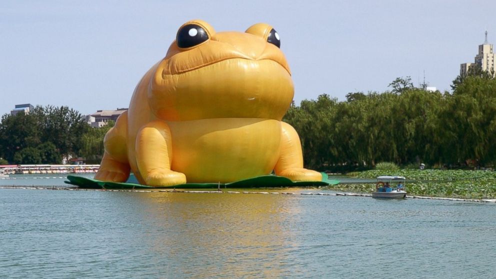 Inflatable Frog Censored After Comparisons to China's Ex-Leader