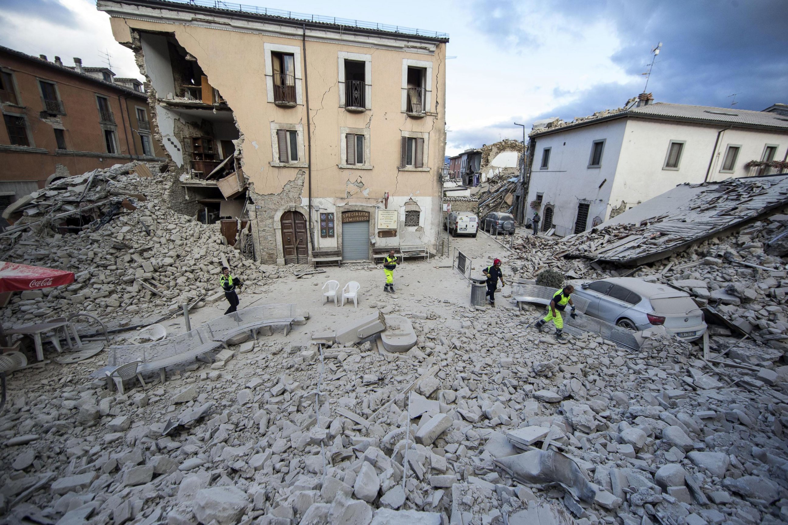 PHOTO: The side of a building is collapsed following an earthquake, in Amatrice, Italy, Aug. 24, 2016. 
