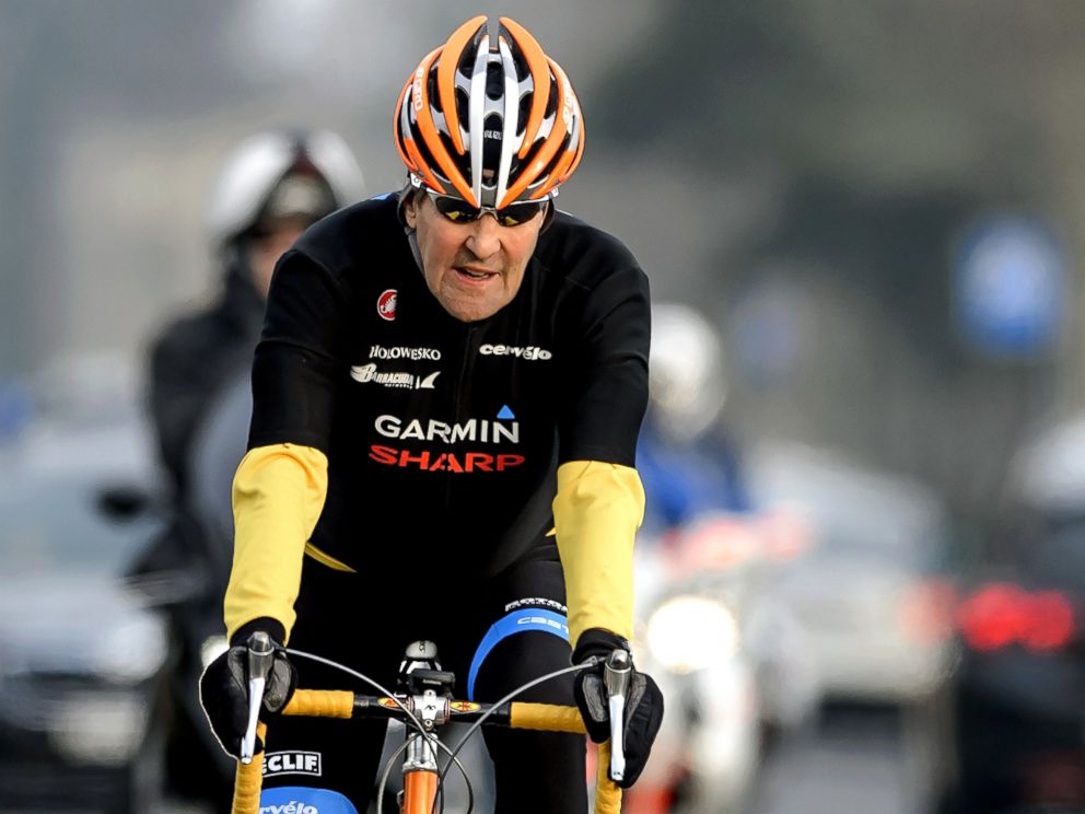PHOTO: U.S. Secretary of State John Kerry rides his bike during a break in Lausanne, Switzerland, March 16, 2015.