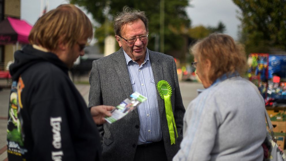 Larry Sanders Channels Brother Bernie in UK Election Campaign