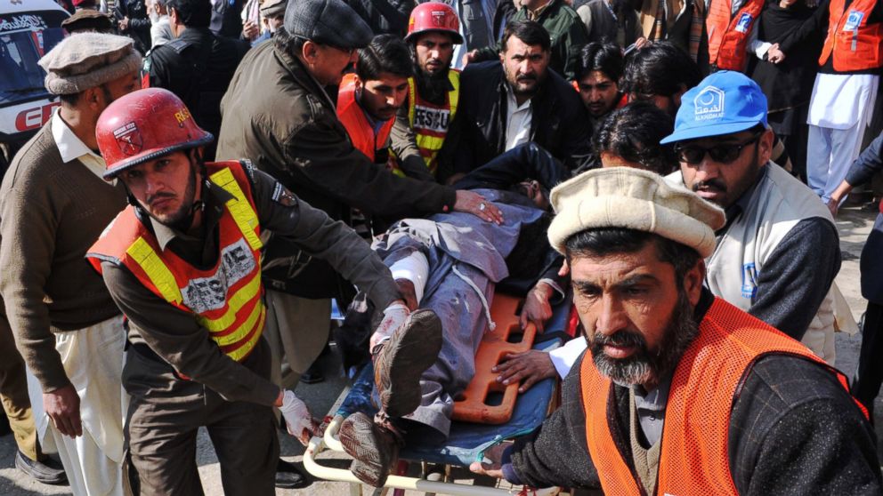 PHOTO: Pakistani rescuers shift an injured man to a hospital following an attack by gunmen in the Bacha Khan university in Charsadda, Peshawar, Jan. 20, 2016.