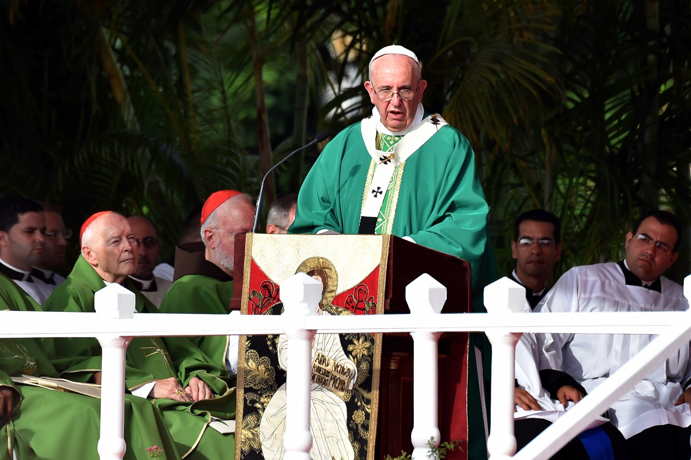 PHOTO: Pope Francis gives mass at Revolution Square in Havana, Cuba, Sept. 20, 2015.