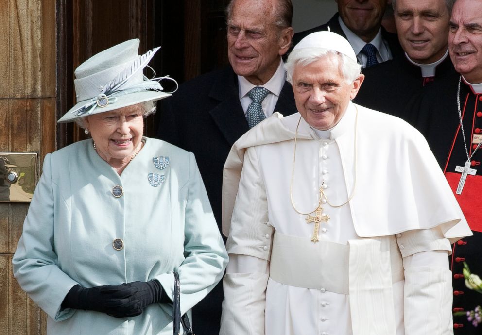 PHOTO: Pope Benedict XVI, accompanied by Queen Elizabeth ll and Prince Philip, Duke of Edinburgh, leaves the Palace of Holyrood House at the start of his 4 day visit to Britain, Sept. 16, 2010, in Edinburgh, Scotland.