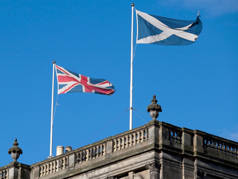 PHOTO: Scottish Saltire and Union Jack.