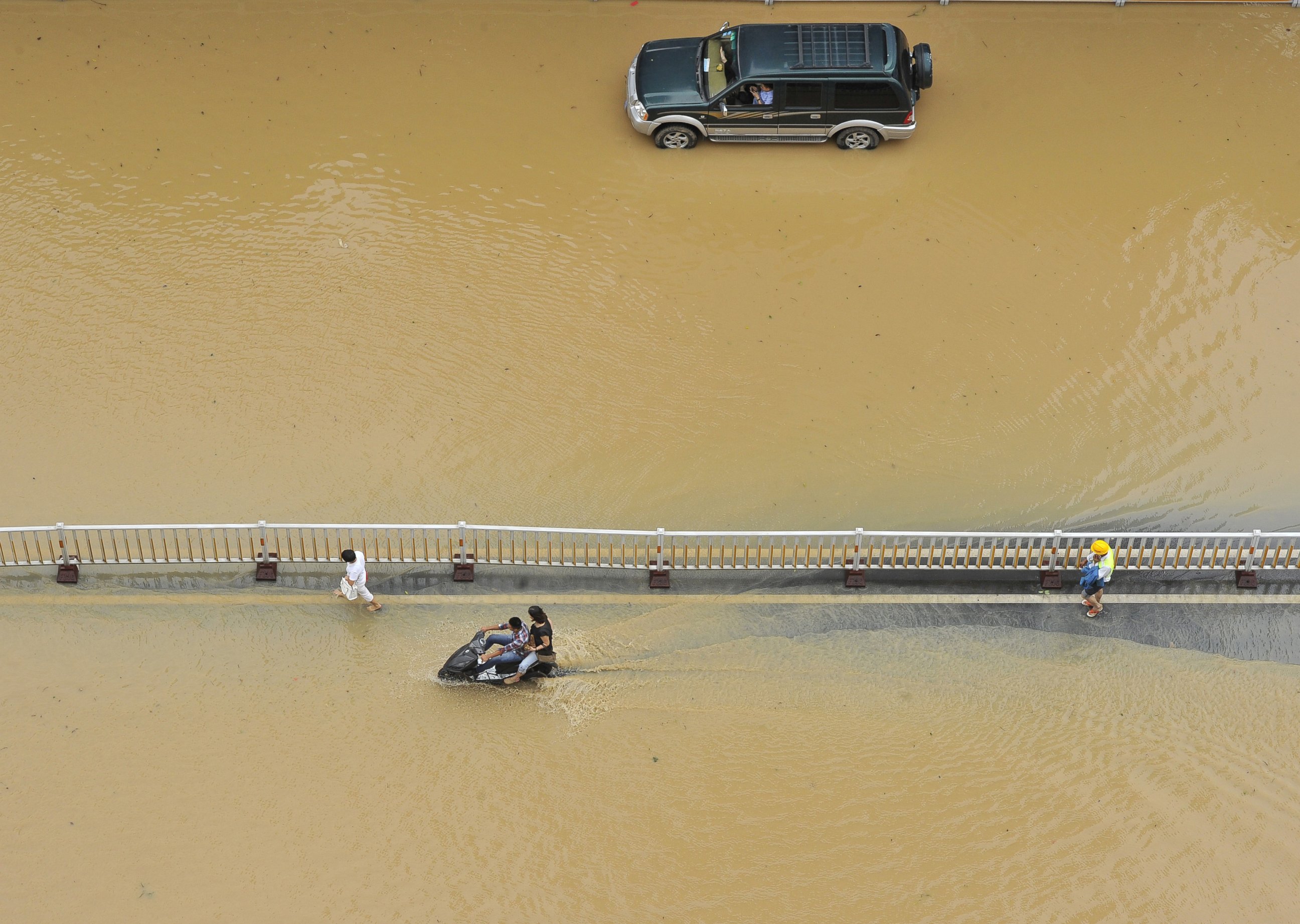 Super Typhoon Hits Taiwan, China Photos | Image #21 - ABC News