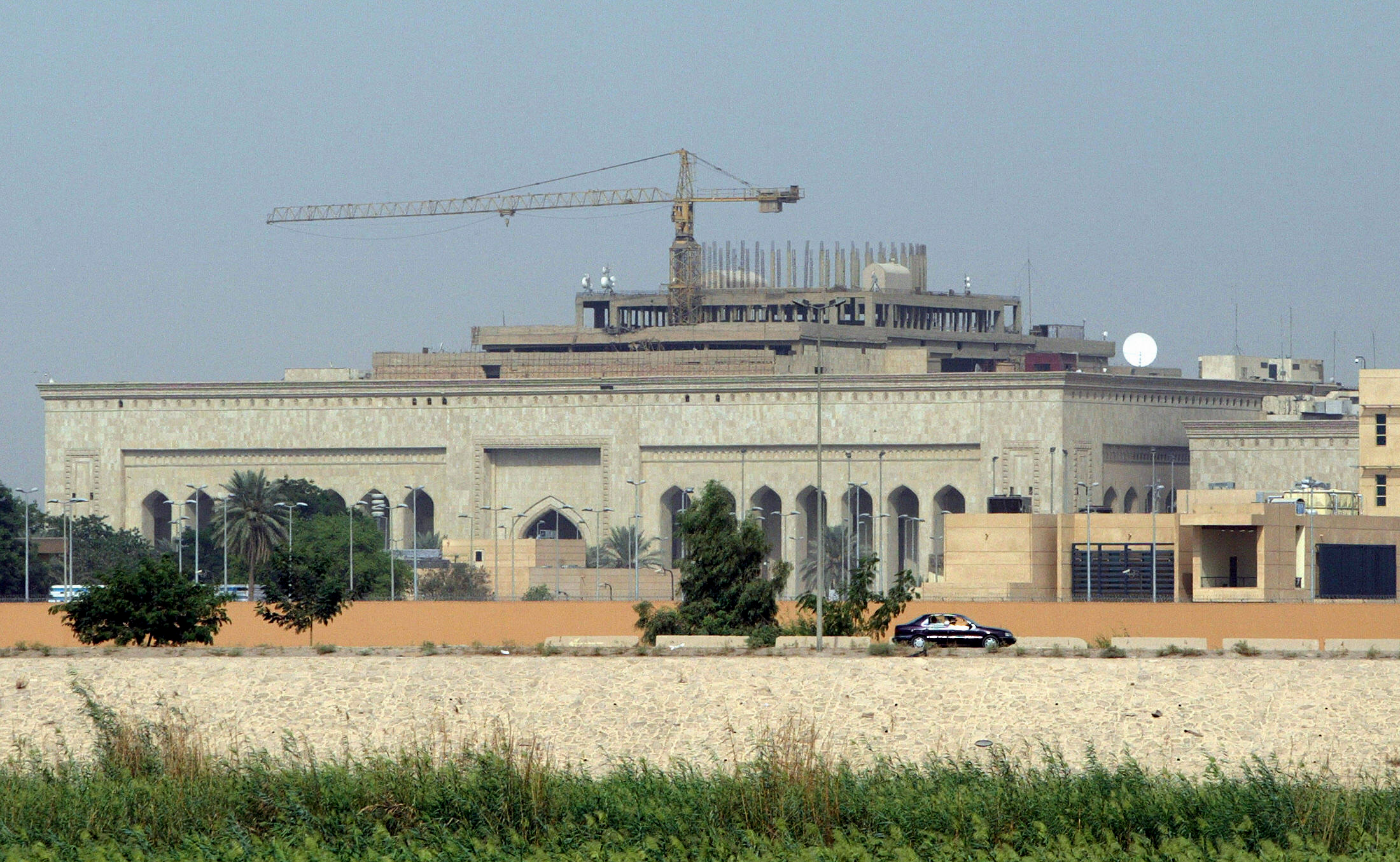 PHOTO: The new US embassy complex, still under construction, in the heavily fortified Green Zone, on the west bank of the Tigris River in Baghdad, Oct. 11, 2007. 