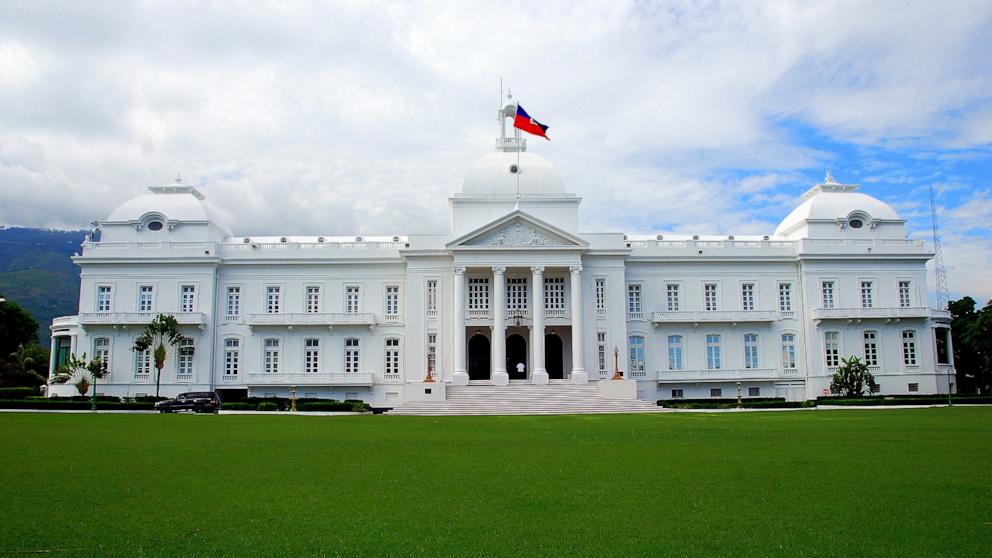 Gangs assault Haiti's Presidential Palace in Port-au-Prince: Supply