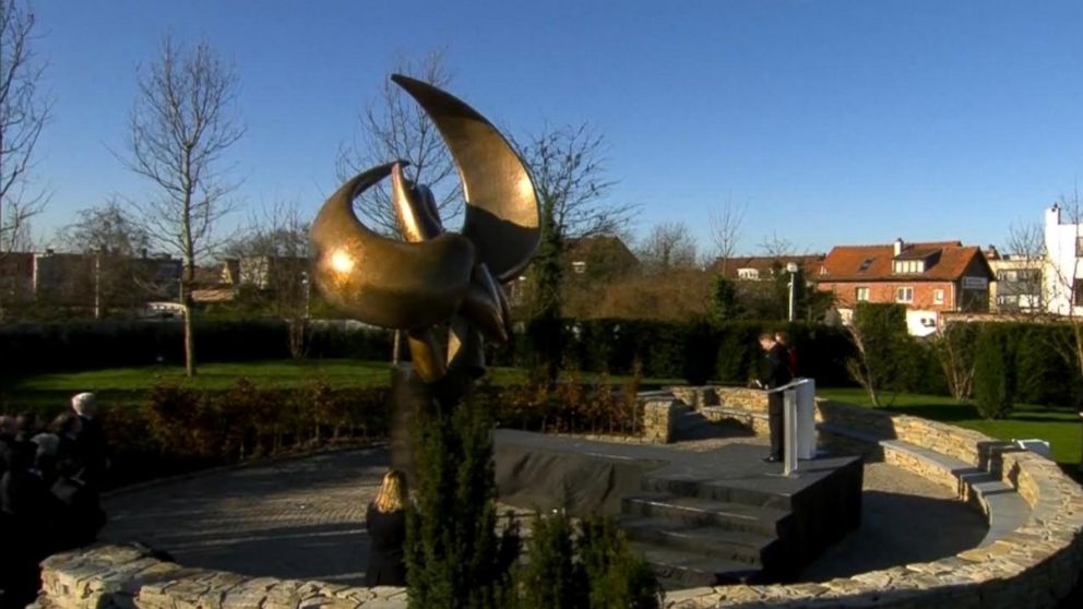 A Brussels terrorist attack memorial titled "Flight in Mind" by Belgian artist Strebelle was unveiled on March 22, 2017.