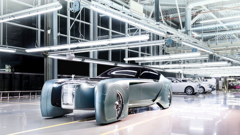 Rolls-Royce unveiled their first autonomous car, the VISION NEXT 100, in London on June 16, 2016. 