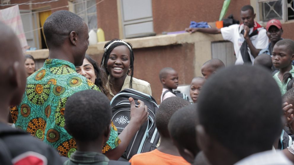 Lupita Nyong O Gives Gift Of Light To Children Without Electricity Abc News