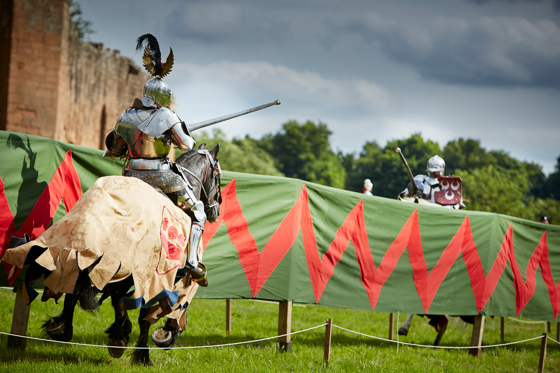PHOTO: Women will be joining joust tournaments hosted at English Heritage castles in the UK for the first time this summer.