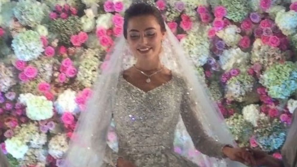 Inside Elite Russian Couple's 'Billion-Dollar' Wedding - ABC News