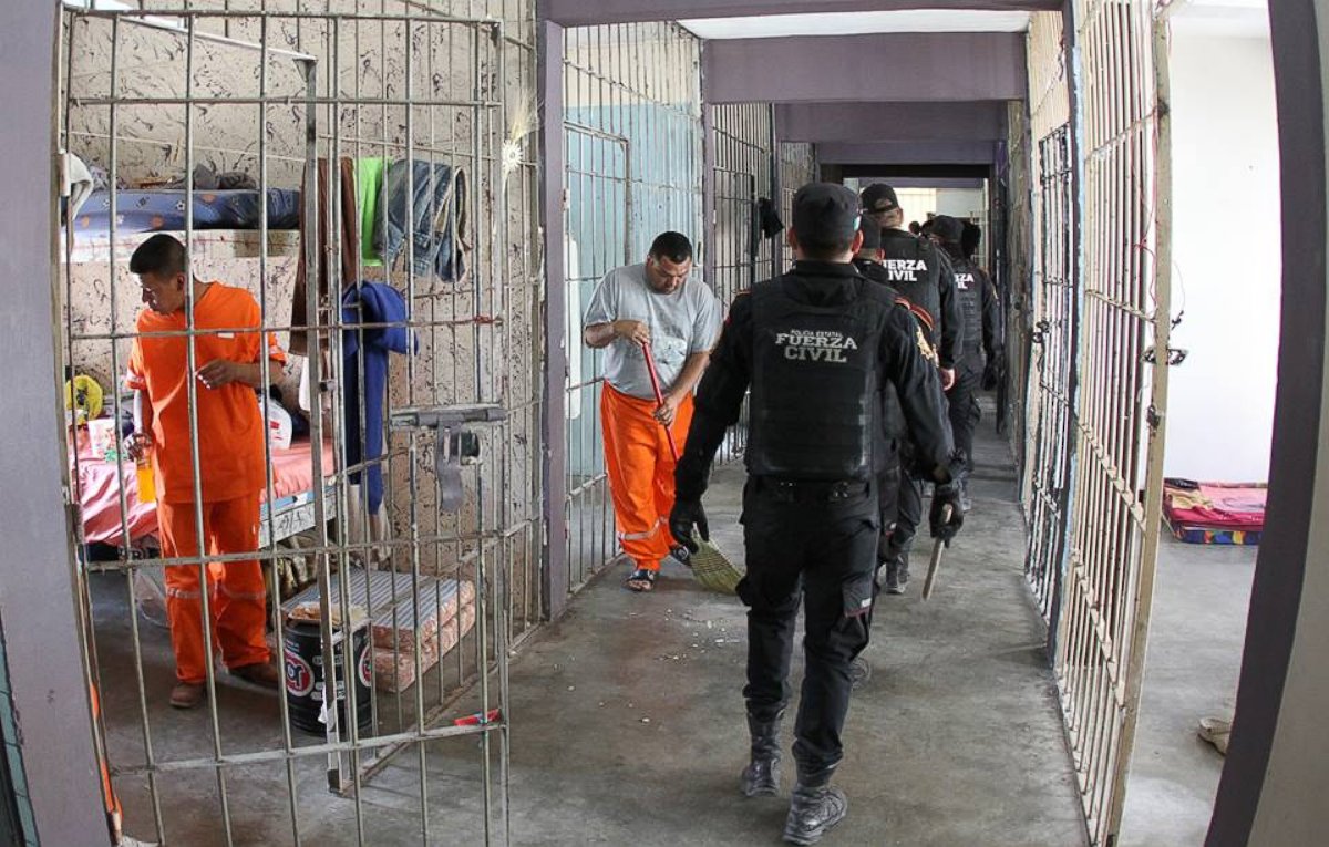 PHOTO: Contraband at a Mexican prison was discovered after a riot between two rival groups of a drug cartel.