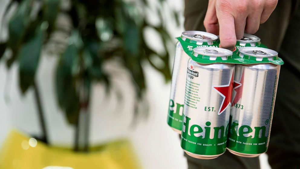 PHOTO: Brewing giant Heineken has become the latest beer firm to replace the plastic "six-pack rings" with an environmentally friendly alternative in a bid to reduce plastic pollution.