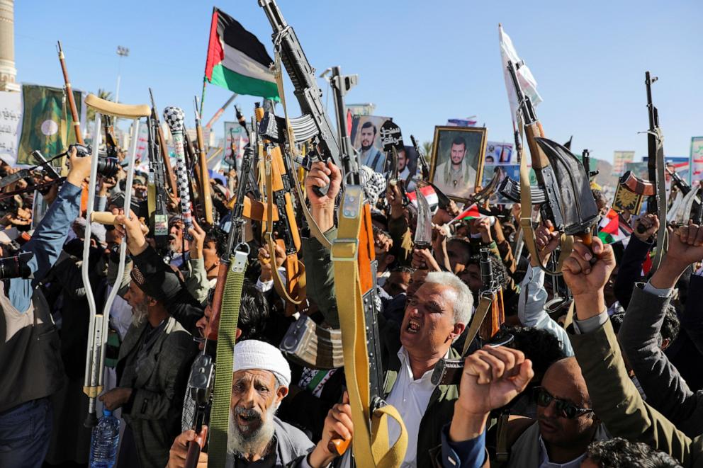 PHOTO: Protesters, predominantly Houthi supporters, demonstrate in solidarity with the Palestinians in the Gaza Strip, in Sanaa, Yemen,, on Jan. 17, 2025.