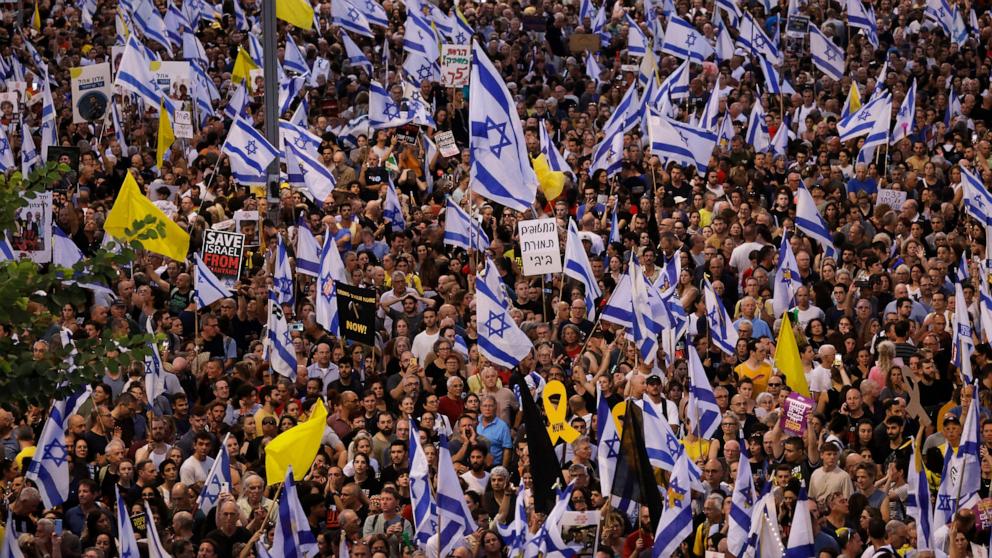 PHOTO: Protesters gather to demand a Gaza hostages deal on Sep. 1, 2024 in Tel Aviv, Israel. 