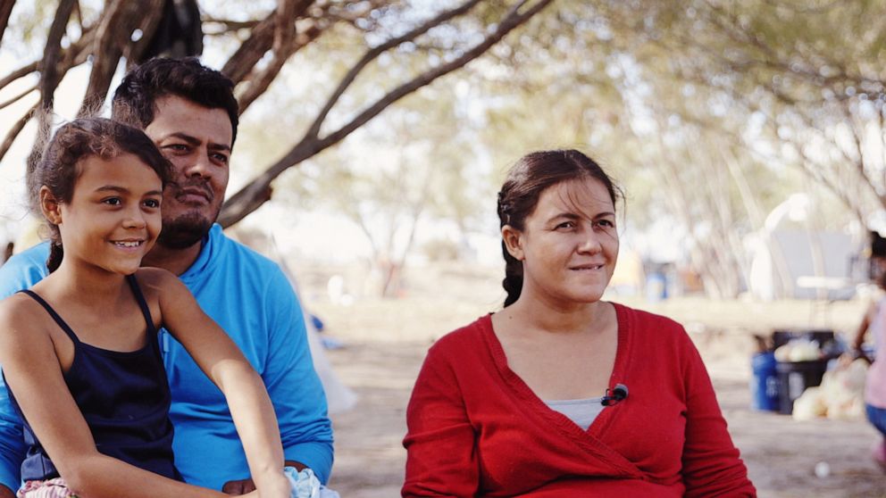 PHOTO: Melissa and Armando, who asked ABC News not to use their real names, with their 9-year-old daughter. The family says they traveled from Honduras to seek asylum in the United States. Melissa is pregnant.